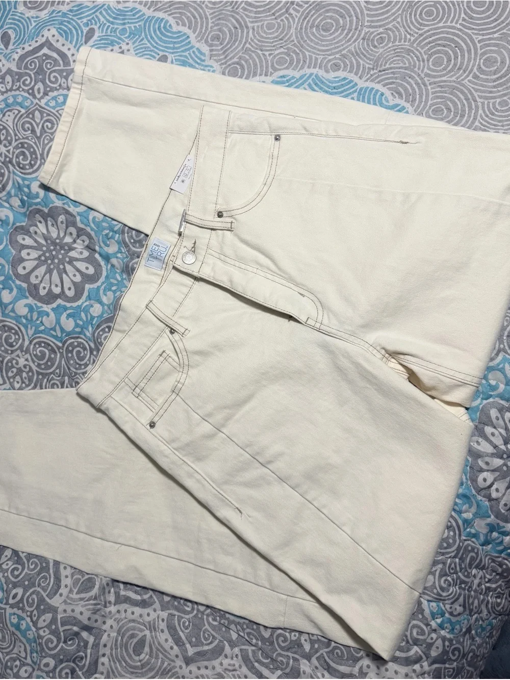 Time and Tru Cream High-Rise Jeans - Barrel Leg Medium #891 - Picture 1 of 7